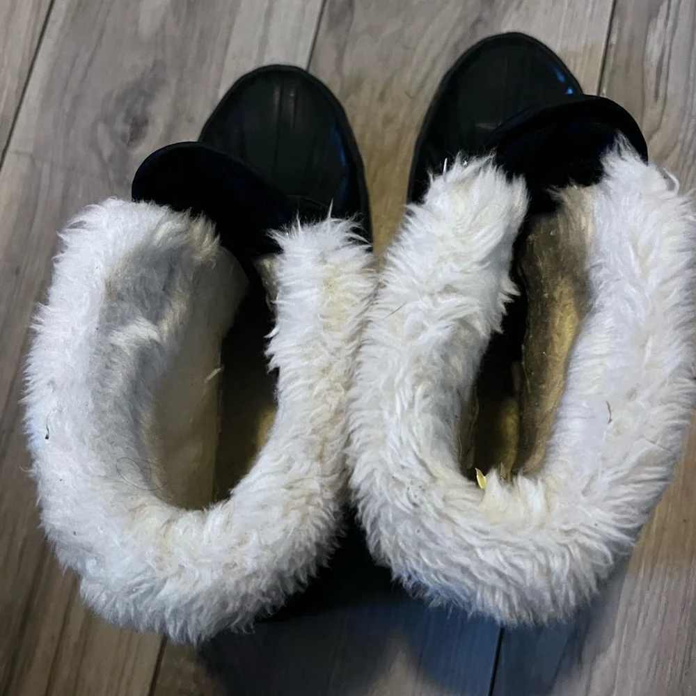 Sorel Tromper II Duck Boots Winter Black Faux Fur Lined White Womens 6-6.5 app*